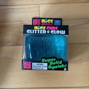 Needoh Nice Cube Glitter & Glow - Blue